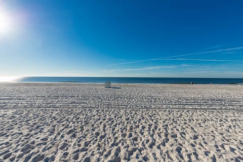 Condo, 2 Bedrooms | Beach | Beach nearby