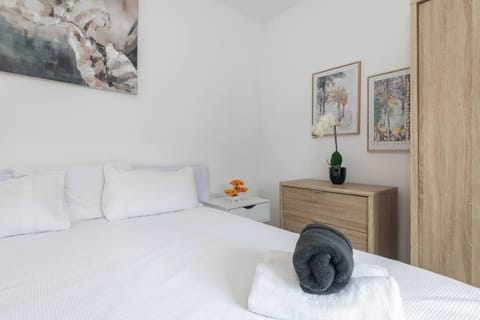 Apartment, 1 Bedroom, City View | 2 bedrooms
