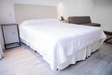 Standard Apartment | Soundproofing, WiFi (free)