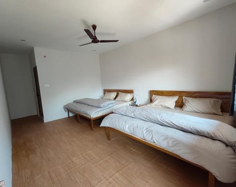 Quadruple Room | Desk, WiFi (free)