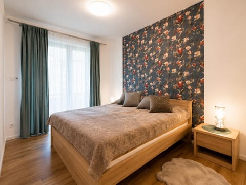 Apartment (205 C) | Iron/ironing board, WiFi (free), individually decorated