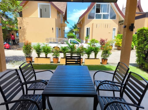 Villa, 1 Bedroom, Balcony, Garden View | Lobby