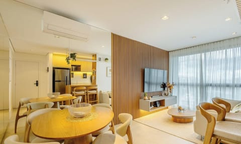 Basic Apartment | Dining