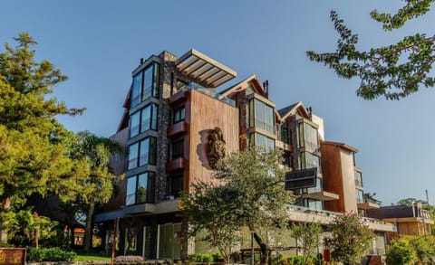 Basic Apartment | Exterior