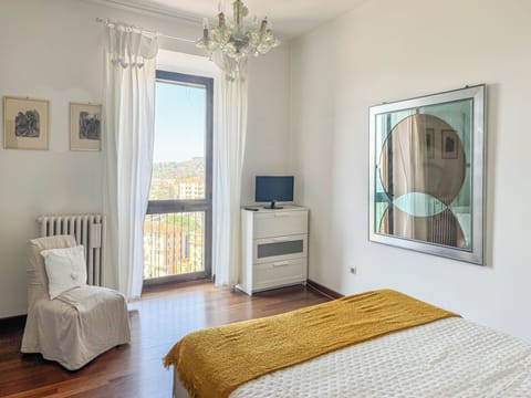 Apartment, City View | Iron/ironing board, WiFi (free)