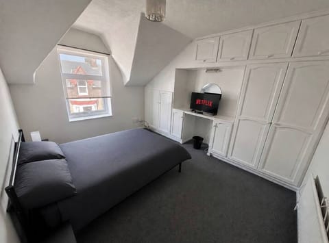 House, 4 Bedrooms | 4 bedrooms
