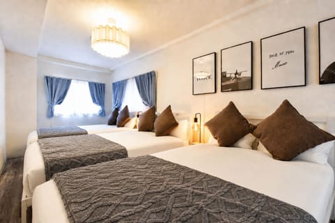 Comfort Apartment, Balcony | Blackout drapes, iron/ironing board, WiFi (free)