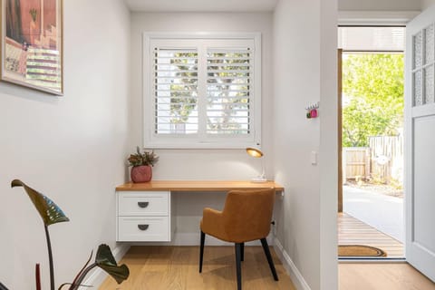 House | 4 bedrooms, high-speed internet