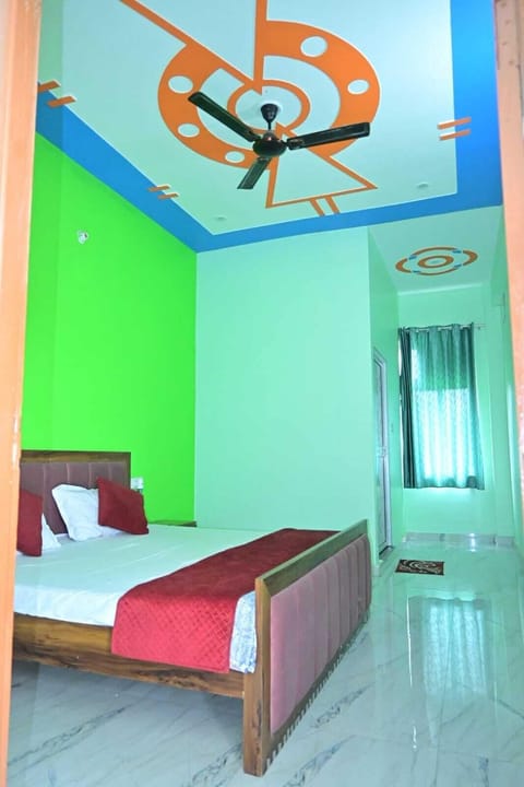 In-room safe, iron/ironing board, WiFi (free)