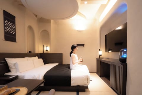 Room | WiFi (free)