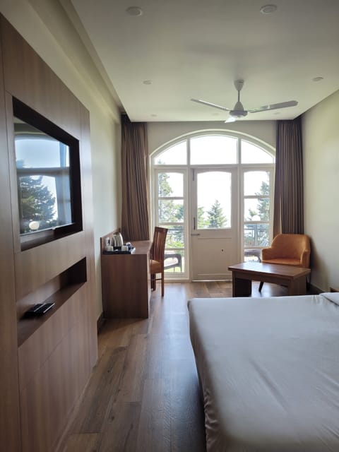 Premium Club Room