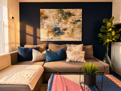 50-inch Smart TV with digital channels, Netflix, Hulu