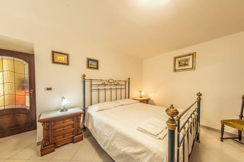 Suite, 1 Double Bed, Kitchen | WiFi (free)