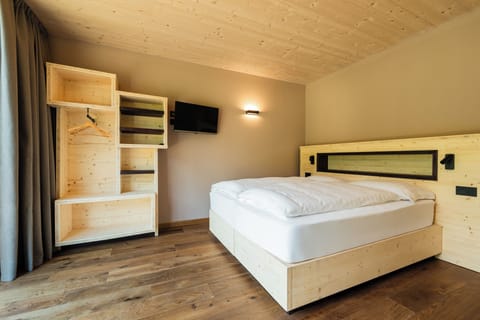 Comfort Double or Twin Room, Mountain View | In-room safe, soundproofing, WiFi (free)