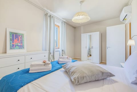 Apartment | Iron/ironing board, WiFi (free)