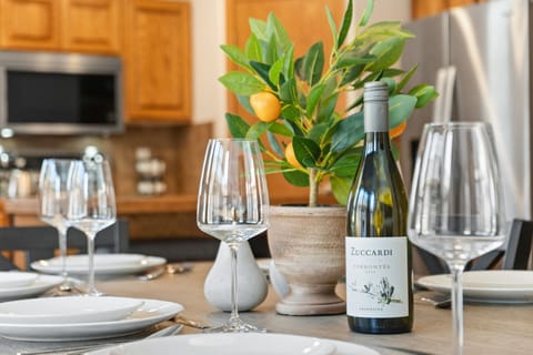 House, Multiple Beds, Garden View (The Gathering Place) | Dining