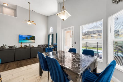 House, Multiple Beds, Pool View (LDE101-705-5-P - Golden light retreat) | 5 bedrooms, individually decorated, individually furnished, bed sheets