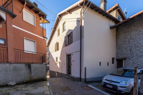 Apartment, Balcony, Hill View | Exterior
