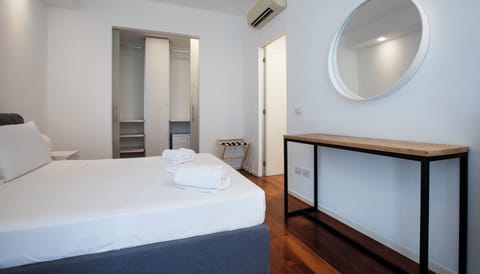 Apartment (2 Bedrooms) | Iron/ironing board, cribs (surcharge), bed sheets