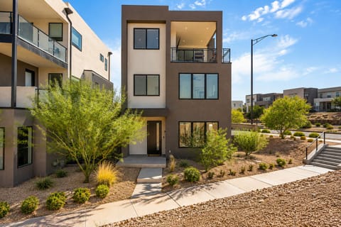Townhome, 5 Bedrooms | Exterior