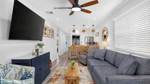 Apartment (2 Bedrooms) | Front of property