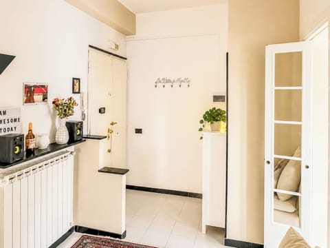 Apartment, City View | Interior