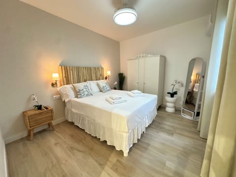 Comfort Apartment, Patio, City View | Iron/ironing board, WiFi (free)