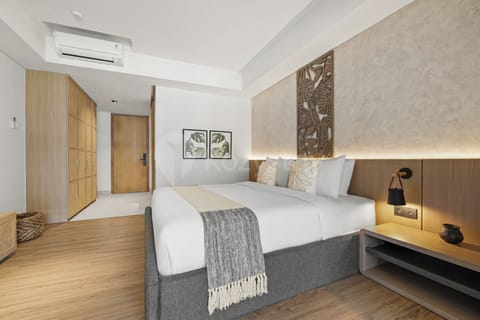 Apartment, 1 Bedroom, Pool View | Desk, laptop workspace, iron/ironing board, WiFi (free)
