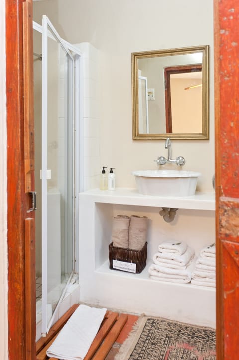 Comfort Double Room, 1 Queen Bed, Non Smoking, Garden View | Hypo-allergenic bedding, in-room safe, individually decorated