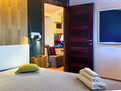 Apartment, Balcony, City View | WiFi (free)