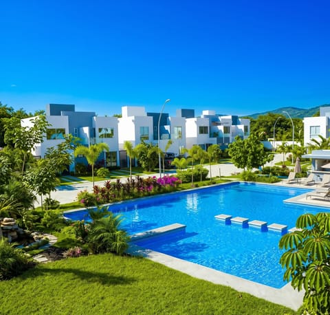 Chalet | Pool | Outdoor pool
