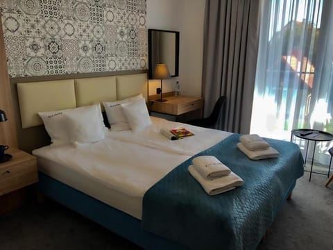 Standard Double or Twin Room, Balcony, City View | In-room safe, blackout drapes, soundproofing