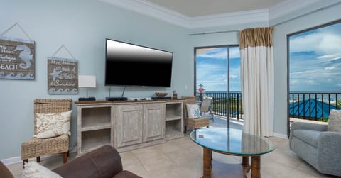 Condo, 2 Bedrooms | Living area
