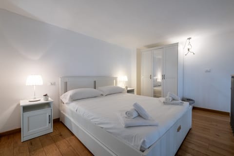 House | 1 bedroom