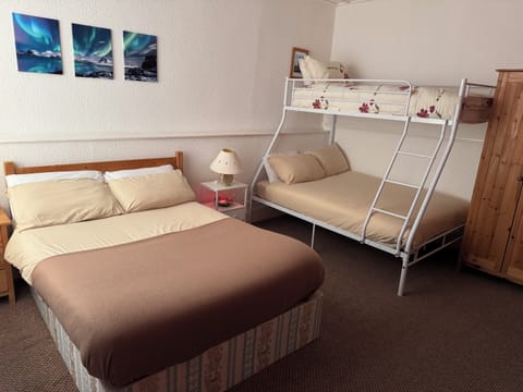 Family Room, Multiple Beds, Non Smoking | Iron/ironing board (on request), WiFi (free)