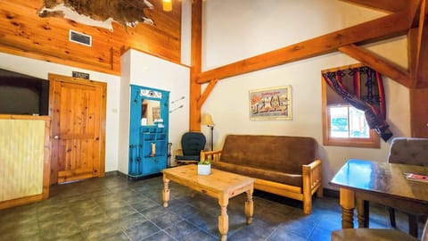 Studio, Multiple Beds, Pets Not Allowed, Garden View (Sweetwater) | Living area