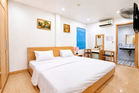 Deluxe Double Room, Private Bathroom | WiFi (free)