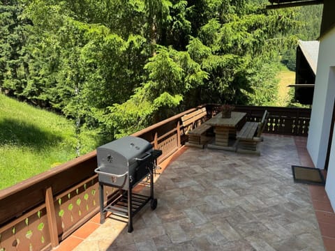 Villa | Balcony