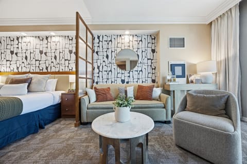 Superior Studio Suite, Balcony, City View | Premium bedding, pillowtop beds, in-room safe, iron/ironing board