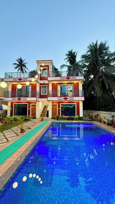 Standard Double Room, Pool View | Pool | Outdoor pool