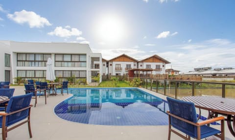Basic Apartment | Pool