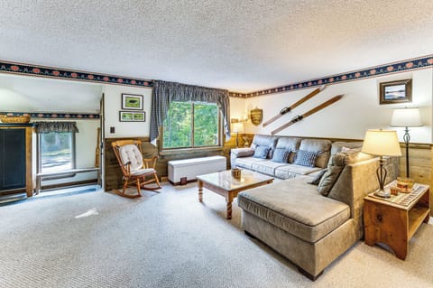 Apartment (3 Bedrooms) | Front of property