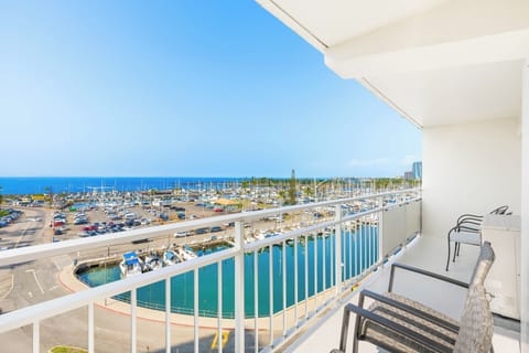 Apartment (2 Bedrooms) | Front of property
