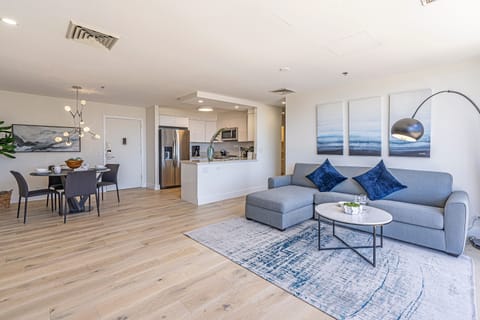 Apartment (2 Bedrooms) | Front of property