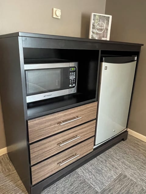 Fridge, microwave, coffee/tea maker