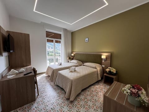 Twin Room, Balcony, Sea View | Desk, laptop workspace, iron/ironing board, WiFi (free)
