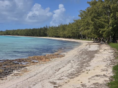 House, 1 Bedroom | Beach