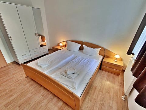 House | 1 bedroom