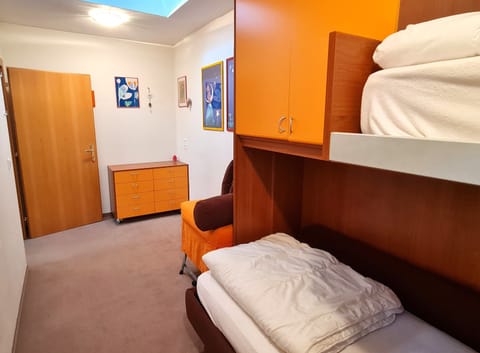 Apartment | 2 bedrooms, bed sheets