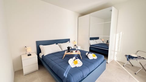 Apartment (2 Bedrooms) | 2 bedrooms, soundproofing, bed sheets